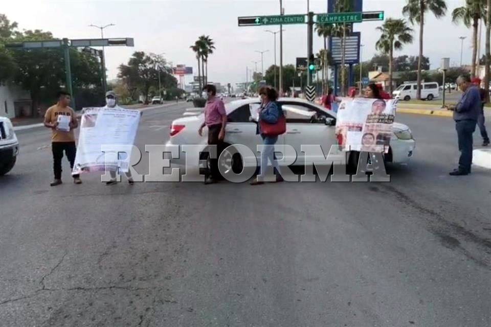 Bloquean otra vez Casa de Gobierno en Tamaulipas