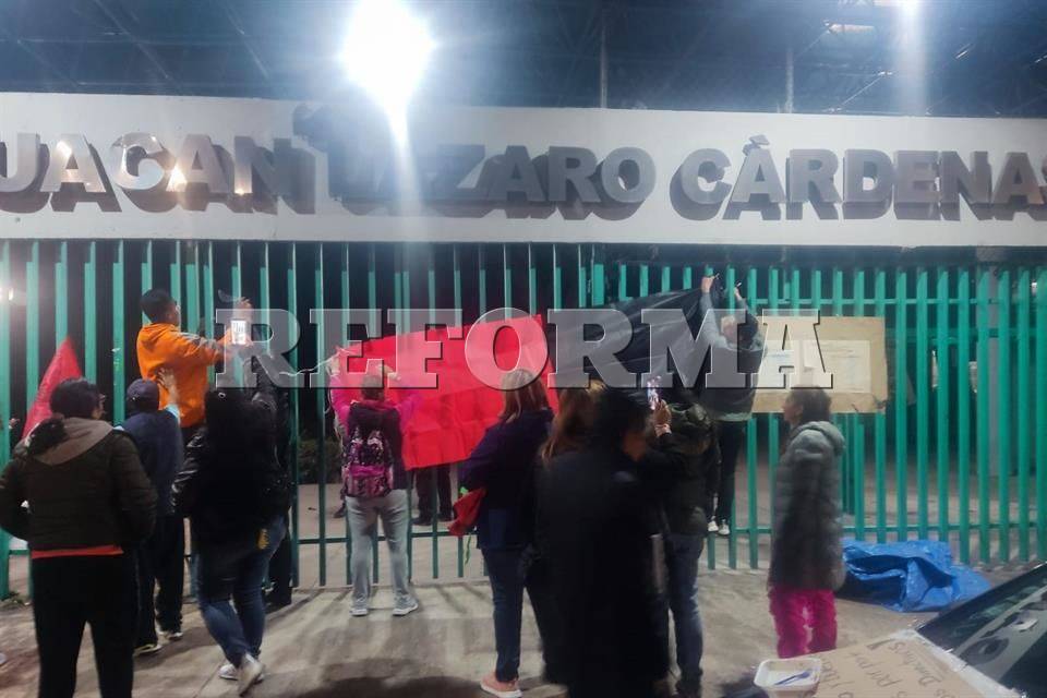 Estalla huelga en 20 planteles del Colegio de Bachilleres