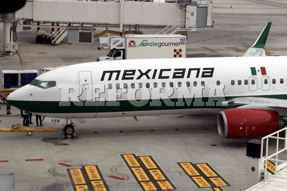 Mexicana de Aviación es una necedad costosa, dice Zepeda