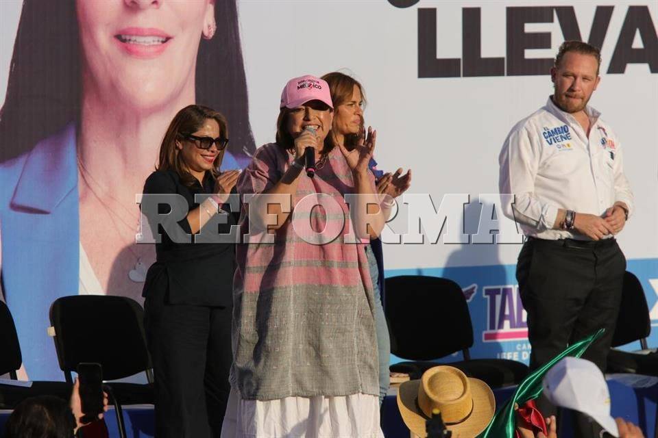 Pide Xóchitl llevar ‘hasta a las piedras’ a votar