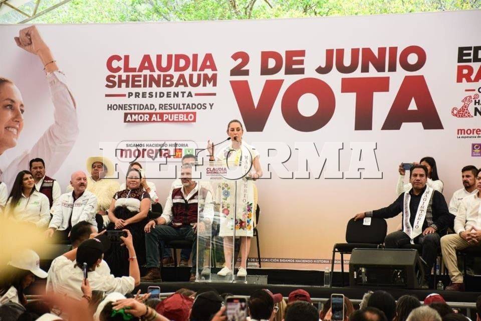 No volverá corrupción, dice Claudia a Magisterio en Chiapas