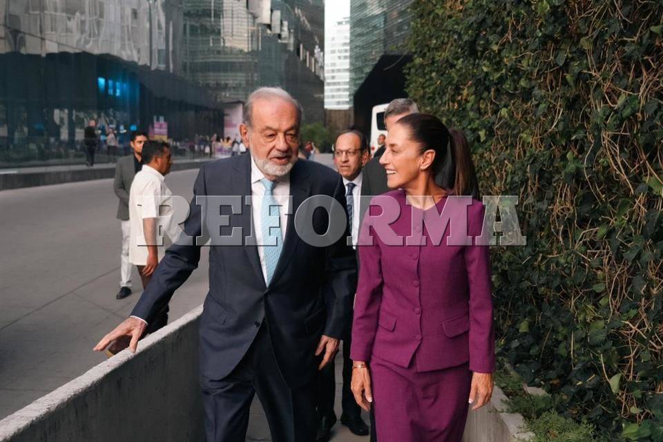 Habla Sheinbaum con Carlos Slim en Museo Soumaya