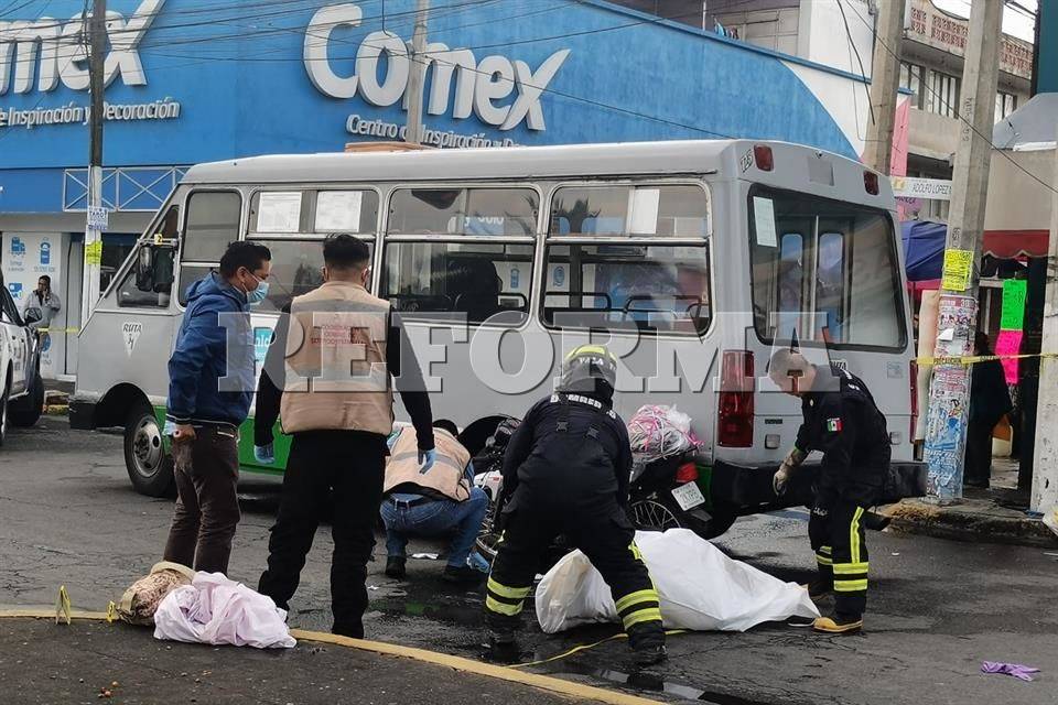 Fallece mujer motociclista tras choque en Neza