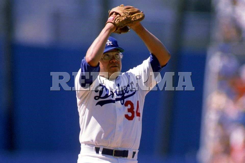 RÉCORD México - ORGULLO MEXICANO 🇲🇽 Ya son tres pitchers mexicanos que  logran ser campeones de MLB con Los Angeles Dodgers. El legendario Fernando  el 'Toro' Valenzuela en 198. Hoy, en la