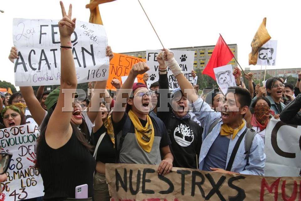 Marchan al Zócalo por 2 de octubre