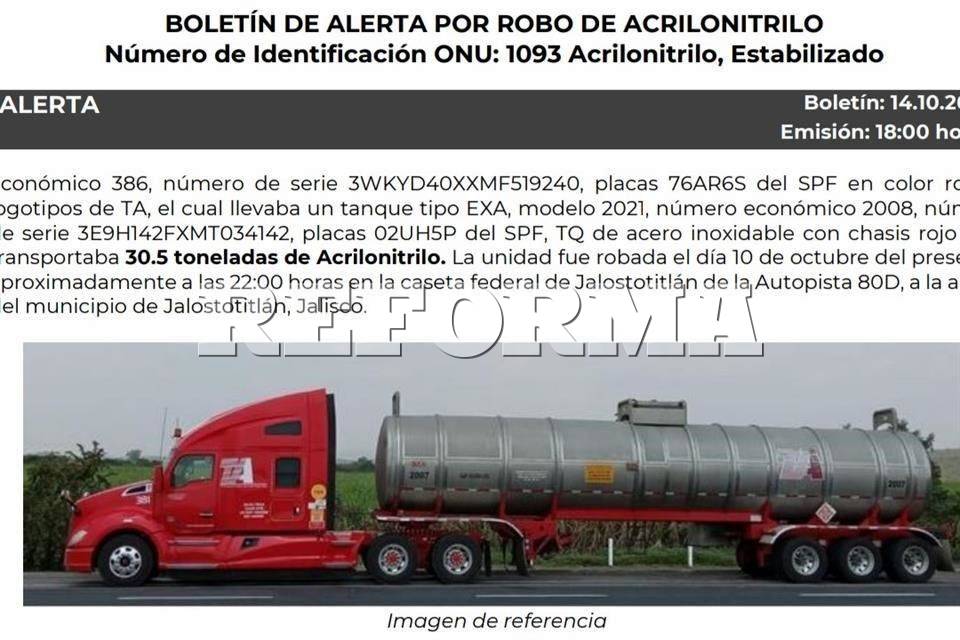 Alertan a 8 estados por robo de tráiler con sustancia tóxica