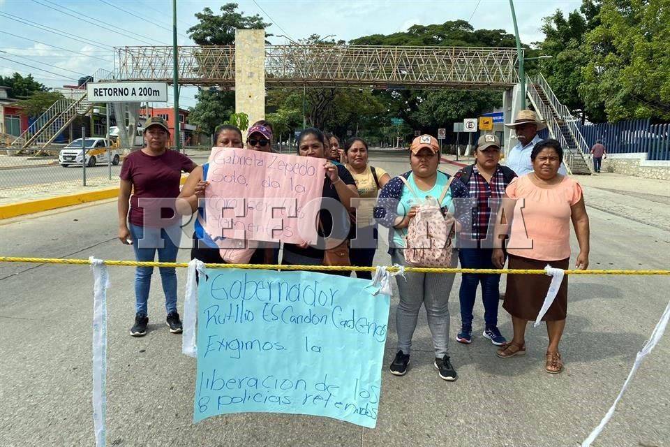 Plagian a ocho policías estatales en la Lacandona